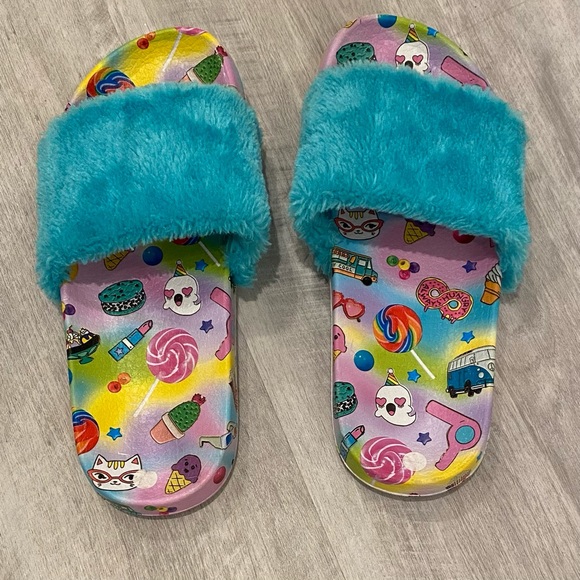 Great condition iSCREAM fluffy slides - Picture 1 of 8